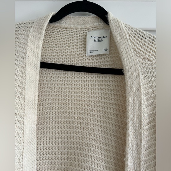 [Abercrombie & Fitch] Chunky Knit Open Faced Cardigan Sweater - Picture 4 of 5